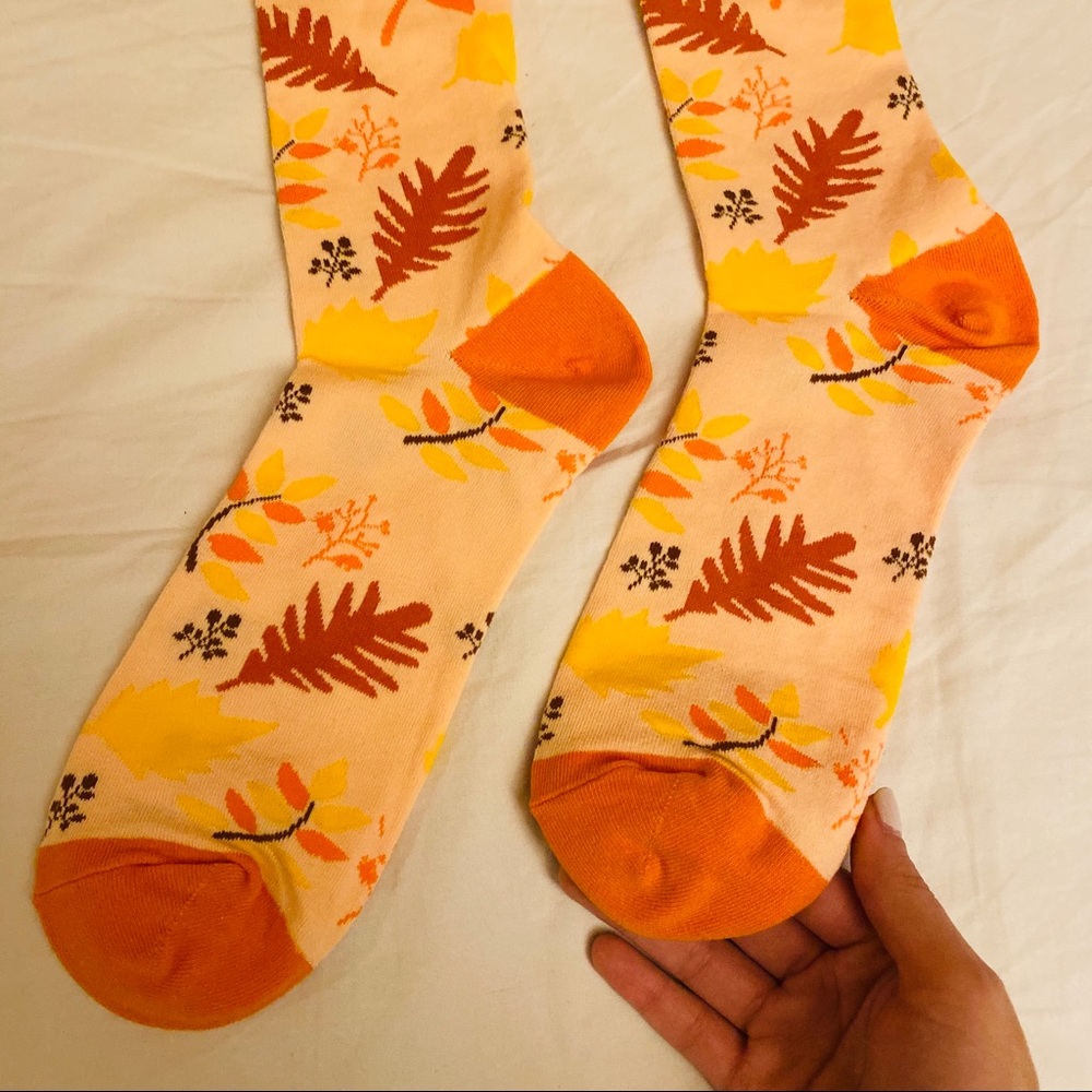 3 for $20 NWOT fall leaf socks - Picture 3 of 5